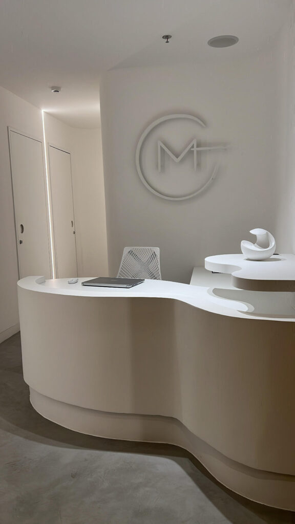 Clínica Moresco cirurgia plástica facial Curitiba
Batel Dr. Yuri Moresco